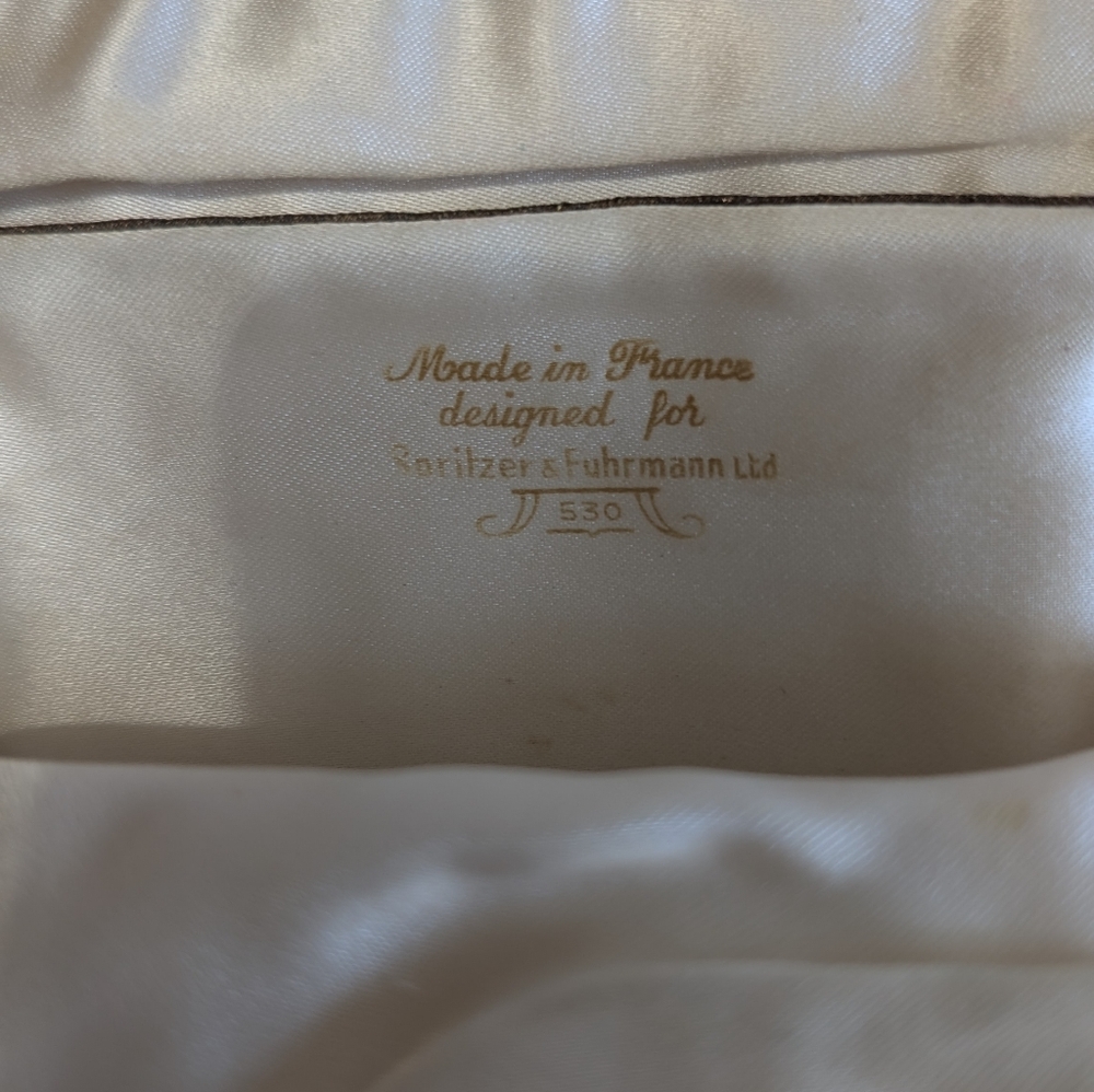 Bundle 2 Purses Beautiful - Picture 13 of 14